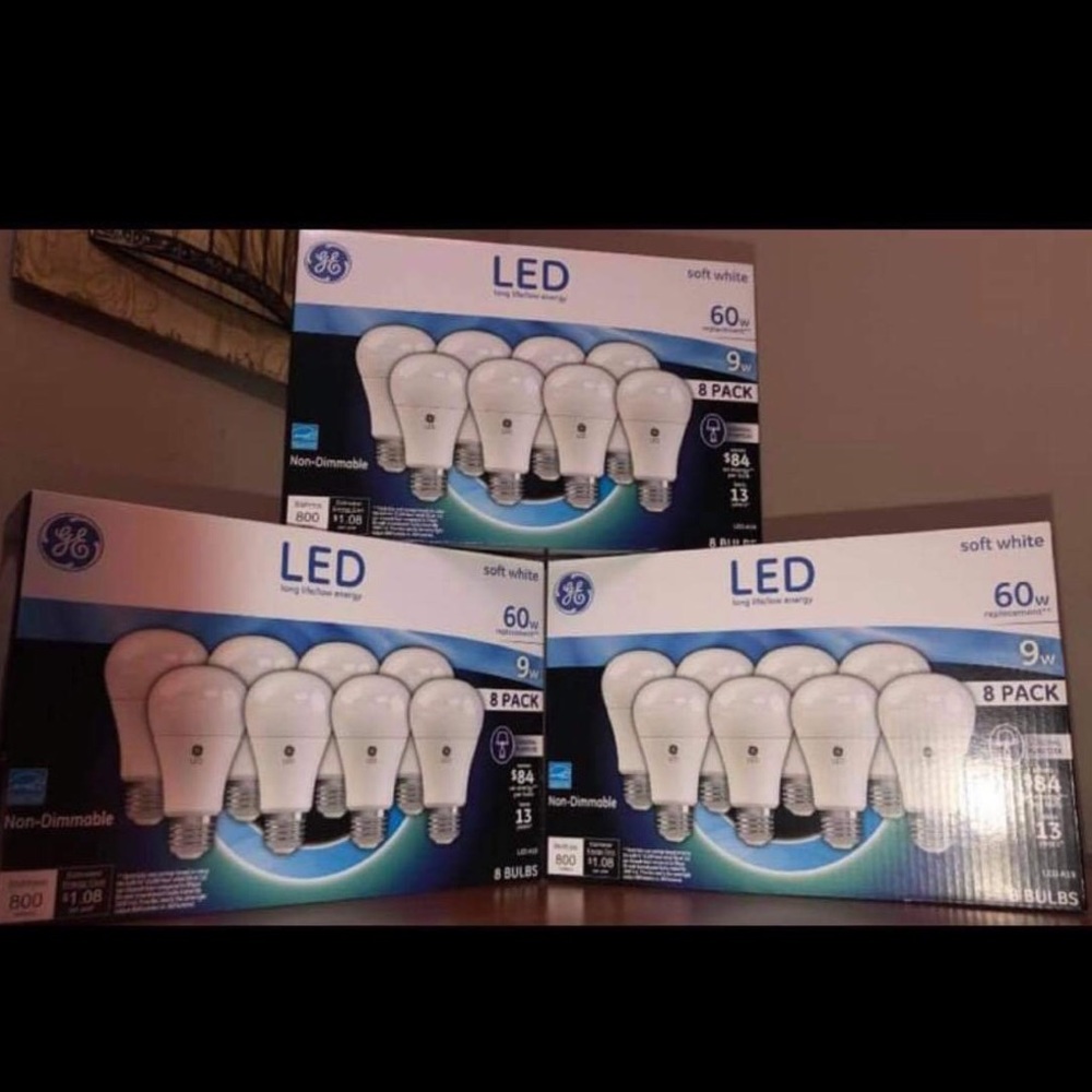 LED soft white light bulb